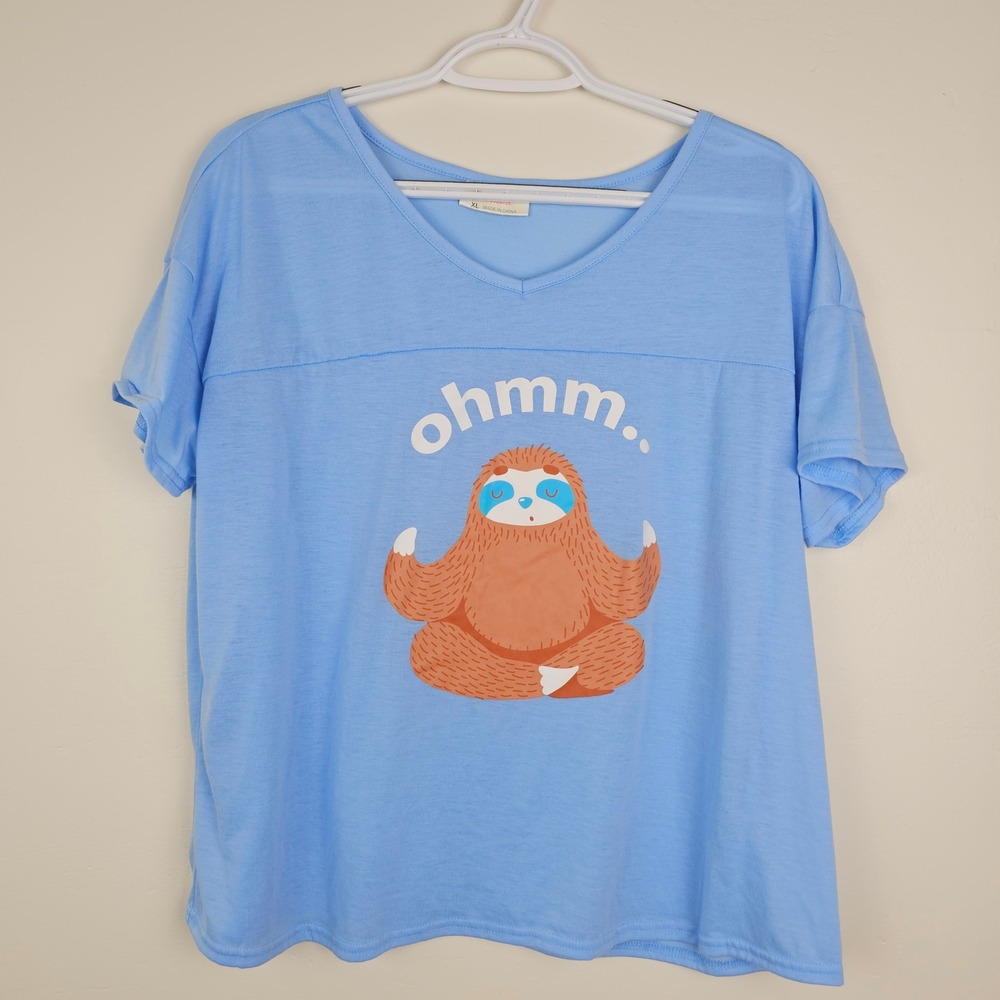 Bobbie Brooks Pajama Top Women XL Blue Ohmm Sloth Yoga V-Neck Short Sleeve Shirt